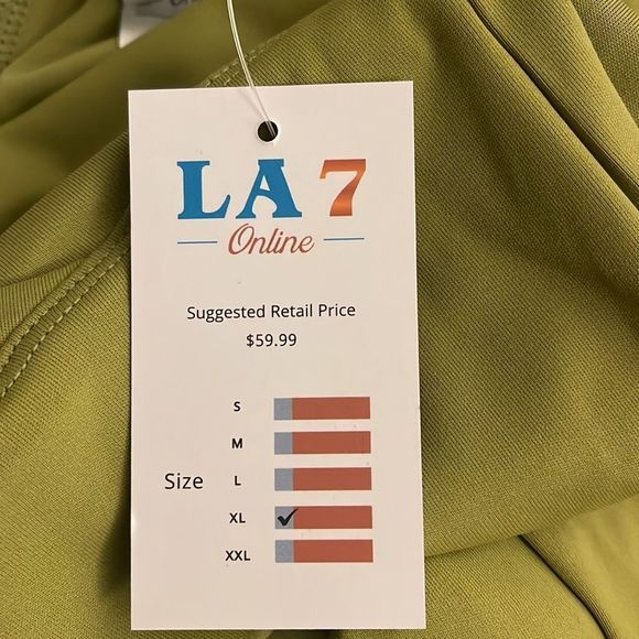 COPY - Crossover Flare Legging - Picture 9 of 9